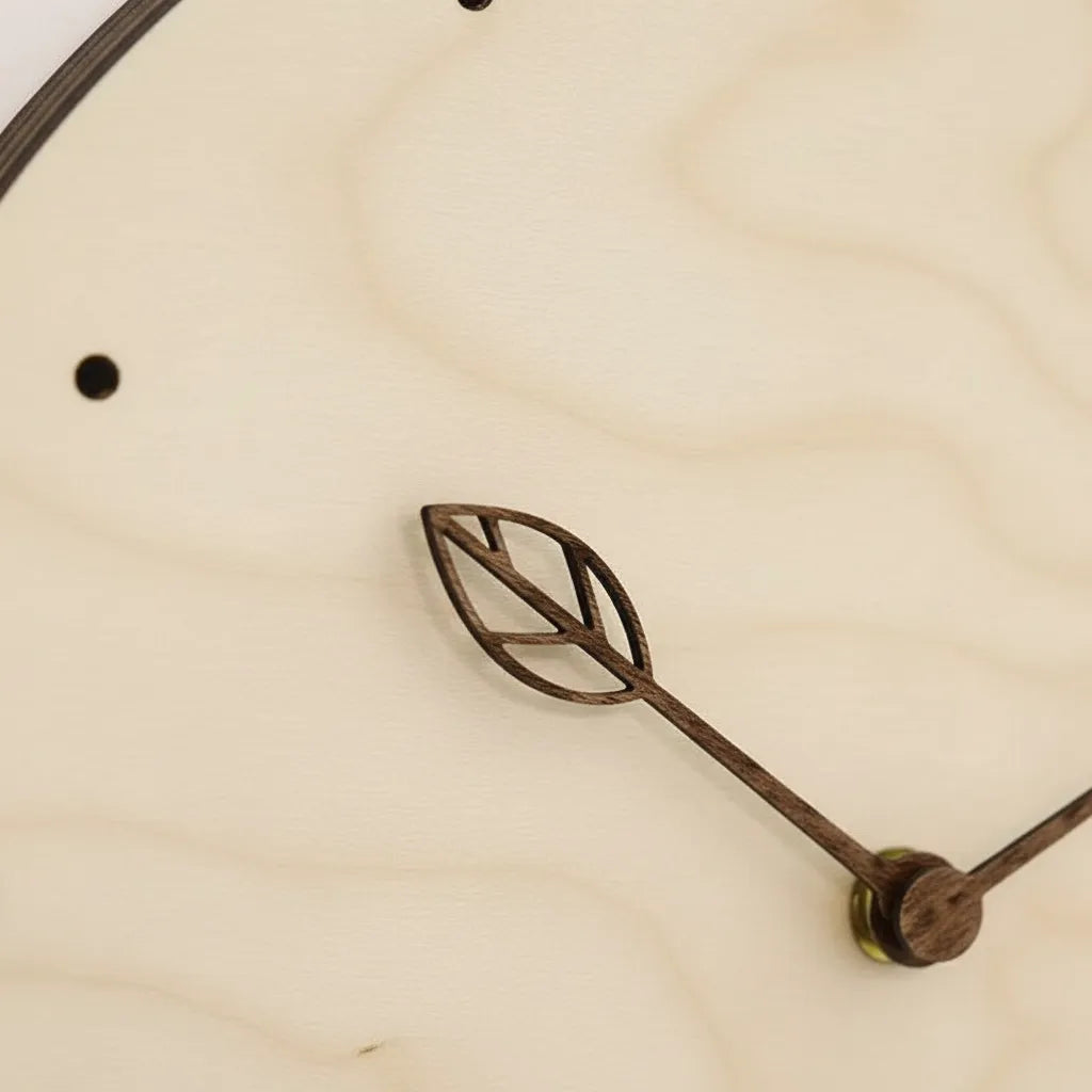 Horloge Murale en Bois de Bouleau