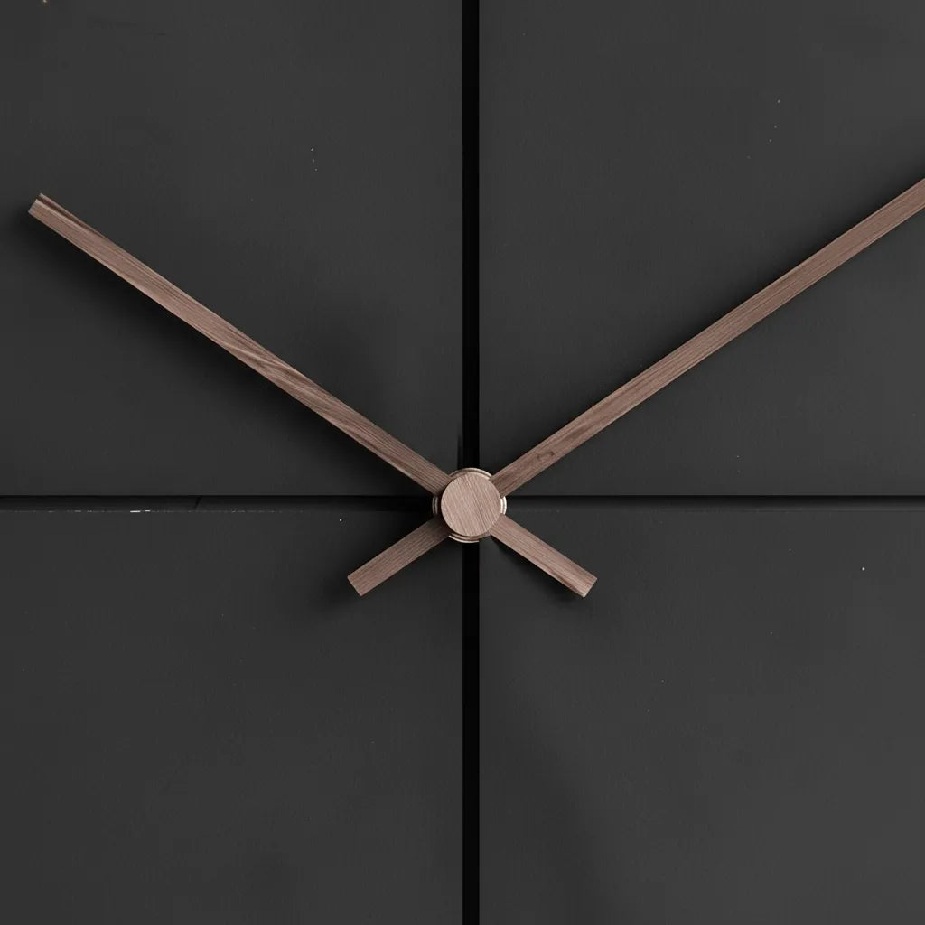 Horloge Murale en Bois Nordique noir