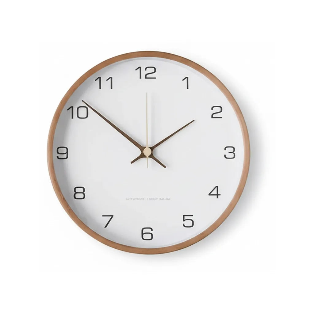 Horloge Murale Nordique en Bois Massif