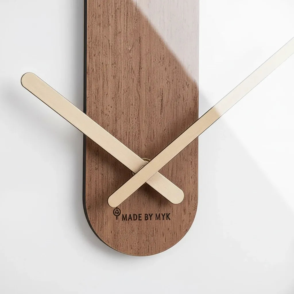horloge murale originale en bois